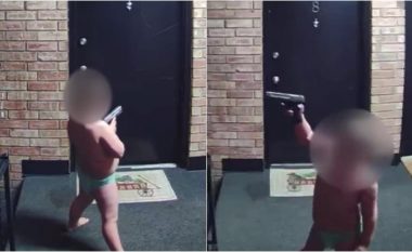 Një fëmijë që luan me një armë të mbushur para një apartamenti në SHBA – pamjet çuan në arrestimin e babait të tij