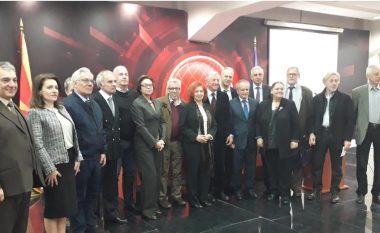 Këshilli i ambasadorëve për marrëdhëniet maqedonase-bullgare: Të qetësohen emocionet, të veprohet me maturi