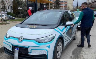 Komuna e Prishtinës e dënon duke e quajtur taksi ilegale, kompania prezanton lejen për ushtrimin e veprimtarisë afariste