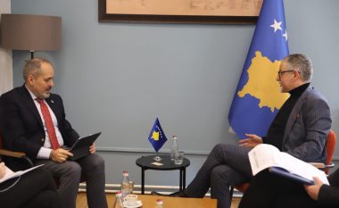 Vitia takon shefin e Zyrës së Bankës Botërore për Kosovë, flasin për projektet në shëndetësi