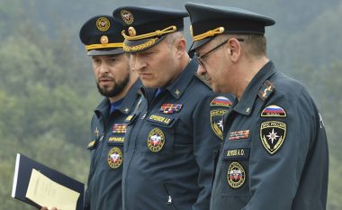 Ish-komandanti çeçen i kërkuar për krime lufte në Ukrainë, në krye të ekipit rus të kërkim-shpëtimit që u dërgua në zonat e goditura nga tërmeti në Turqi