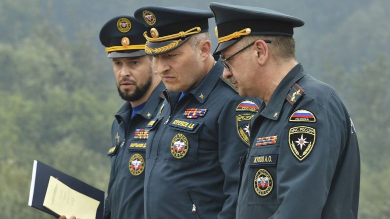 Ish-komandanti çeçen i kërkuar për krime lufte në Ukrainë, në krye të ekipit rus të kërkim-shpëtimit që u dërgua në zonat e goditura nga tërmeti në Turqi