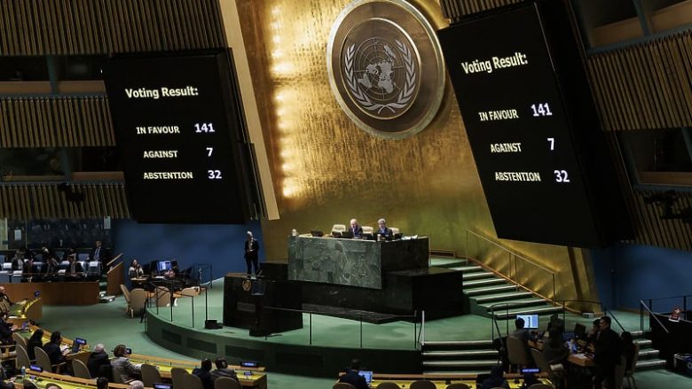 Cilët vende anëtare të OKB-së votuan kundër tërheqjes së forcave ruse nga Ukraina dhe çfarë lloj sinjali dërgon kjo?