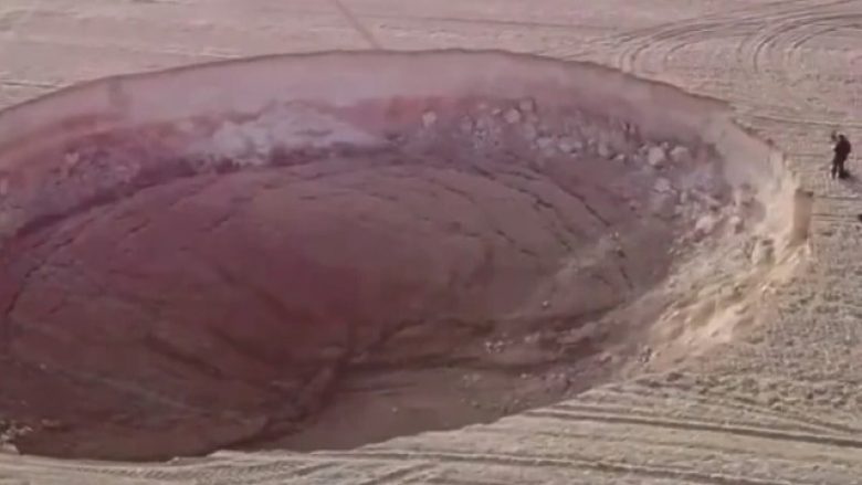 Në Turqi hapet krateri me gjerësi prej 100 metrave, pretendojnë se nuk ka lidhje me tërmetet