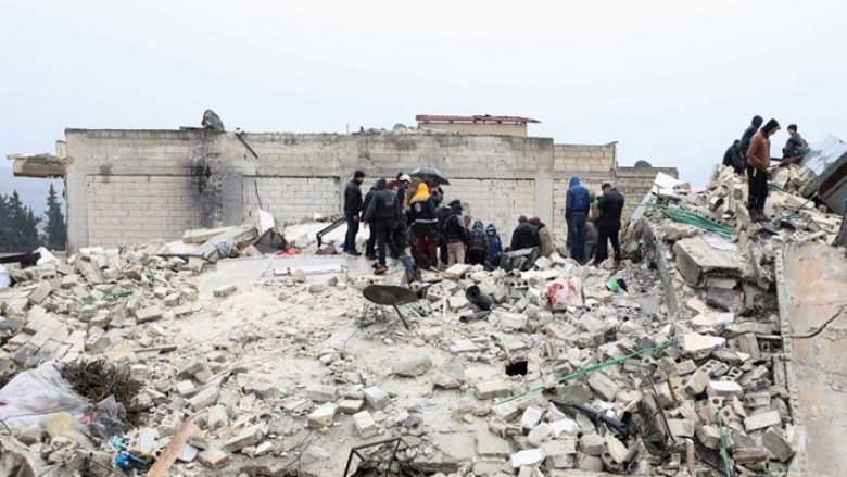 Pas tërmetit shkatërrues që goditi Sirinë, militantët e ISIS-it shfrytëzojnë rastin – arratisen nga burgu në Alepo