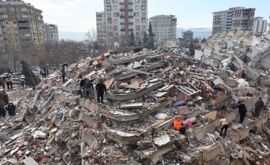 Mbi 50 mijë viktima nga tërmetet në Turqi dhe Siri