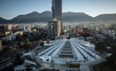 New York Times: Piramida e diktaturës, basti i së ardhmes së Shqipërisë