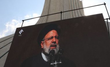 Hakerët ndërpresin fjalimin televiziv të presidentit të Iranit në përvjetorin e revolucionit