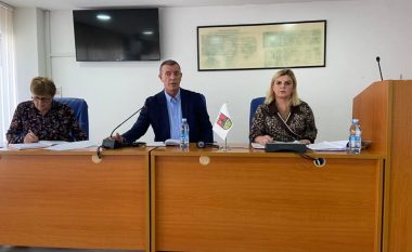 Komuna e Obiliqit e gatshme t’i lirojë qytetarët nga tatimi deri 100 euro, por ka dy kërkesa