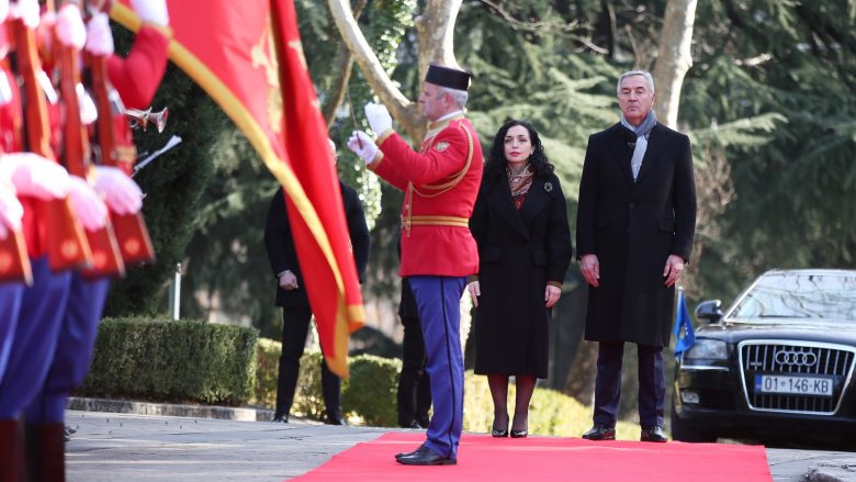 Osmani pritet me nderime shtetërore nga presidenti malazez