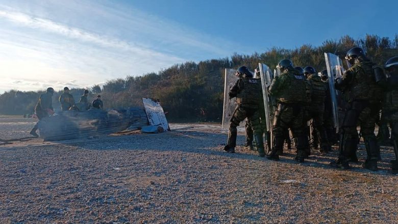 Oficerët e rinj të FSK-së përfundojnë me sukses ushtrimin fushor