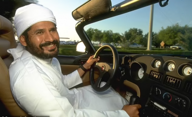 Koleksioni më i çuditshëm i veturave të sheikut të Abu Dhabi-t