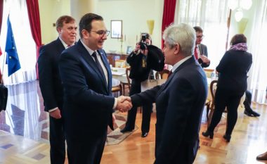 Ahmeti takoi ministrin çek Lipavsky: Ndryshimet kushtetuese, nevojë imediate