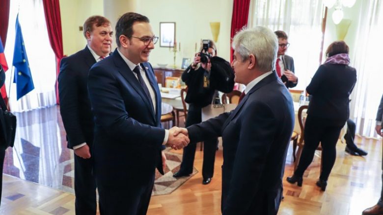 Ahmeti takoi ministrin çek Lipavsky: Ndryshimet kushtetuese, nevojë imediate