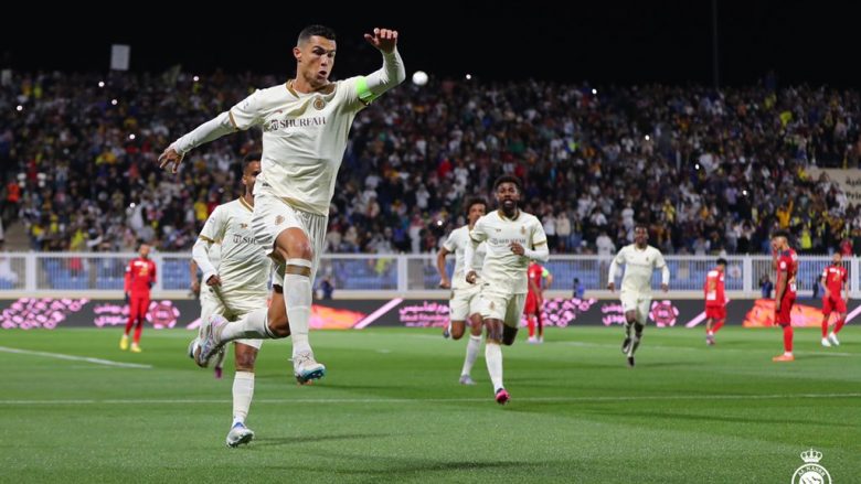 Ronaldo i jashtëzakonshëm, shënon het-trik brenda pjesës së parë