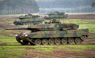 Kur pritet të arrijnë tanket e para të aleatëve perëndimorë në Ukrainë