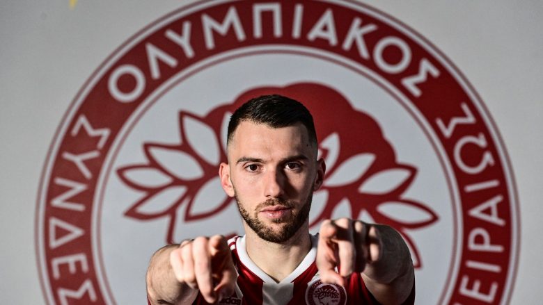 Zymer Bytyqi flet si lojtar i Olympiacosit: Jam i lumtur që jam në këtë klub të madh, objektivi është titulli kampion dhe kupa