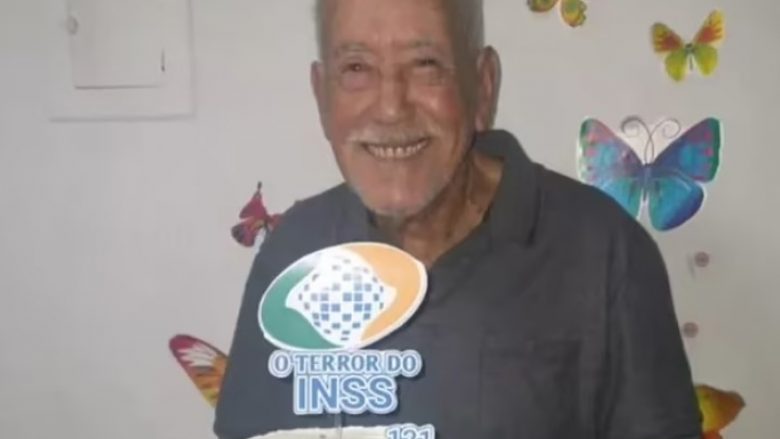 Braziliani që pretendon se është njeriu më i vjetër në botë feston 122 vjetorin e lindjes, një vit pasi mposhti coronavirusin