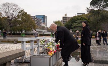 Rama viziton Hiroshimën: Asnjë nuk duhet ta imagjinojë të luajë me armët bërthamore