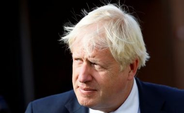 Boris Johnson i kërkon Britanisë së Madhe t'i ofrojë Ukrainës “të gjithë aeroplanët dhe tanket e saj”