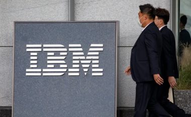 IBM ka paditur një ish-ekzekutive të lartë, duke thënë se ajo duhet të kthejë 470,000 dollarë bonuse – pasi u punësua në një firmë rivale