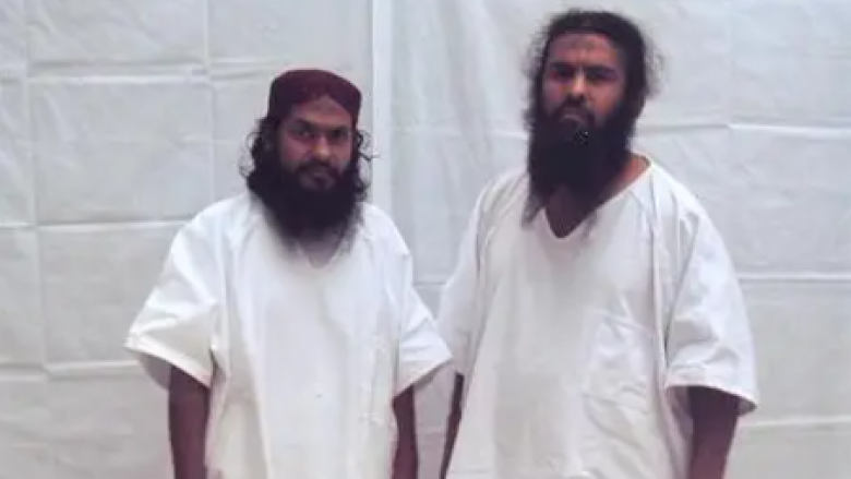 Dy vëllezër pakistanezë largohen pas gati 20 vitesh nga Guantanamo – nuk kishte asnjë akuzë zyrtare kundër tyre