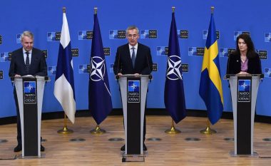 Shefi i NATO-s lë të kuptohet se Finlanda dhe Suedia mund t’i bashkohen aleancës ndaras