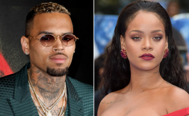 Chris Brown thotë se është lodhur nga njerëzit që ende e gjykojnë për sulmin fizik ndaj Rihannas