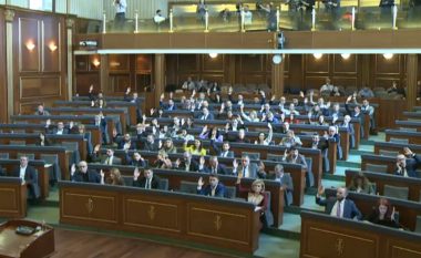 Kuvendi ratifikon Marrëveshjen për lëvizjen me letërnjoftime me Bosnjë dhe Hercegovinën