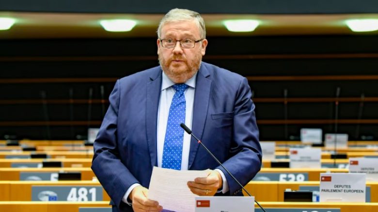 Skandali i korrupsionit në Parlamentin Evropian – arrestohet eurodeputeti belg, Marc Tarabella