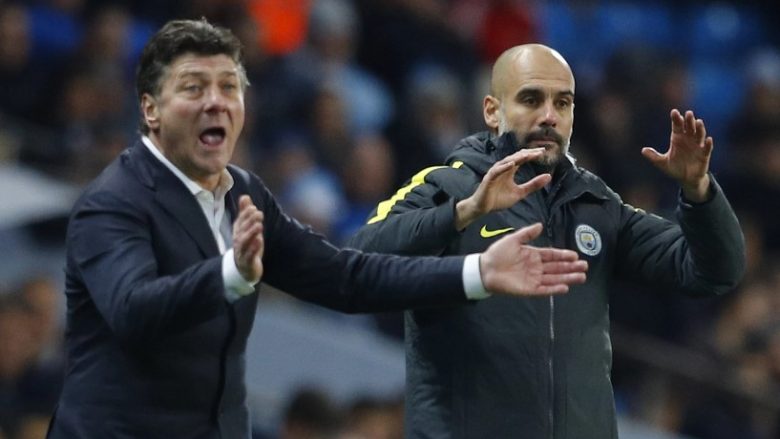 Sot ai luan me tre mbrojtës – si i kishte kërkuar Guardiola këshilla Mazzarrit për këtë gjë