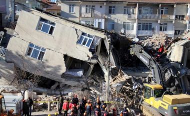 Tërmeti në Turqi, MPJD: Tri familje nga Kosova dhe një ekip i mundësve ishin duke qëndruar në zonën e goditur