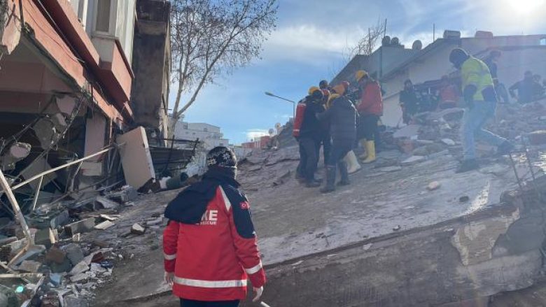 Shkon mbi 40 mijë numri i të vdekurve shkaku i tërmeteve në Turqi