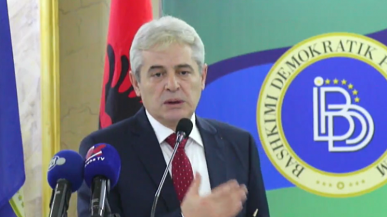 Ahmeti: Ka forca që frikësojnë njerëzit se gjoja ky vend do të bëhet Shqipëri apo Bullgari e madhe