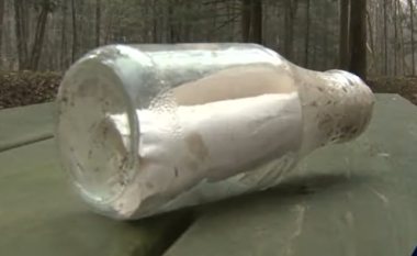 Gjendet një shishe me një mesazh 50-vjeçar në parkun e Pensilvanisë