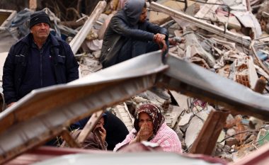 Pesë milionë sirianë supozohet se kanë mbetur të pastrehë pas tërmetit