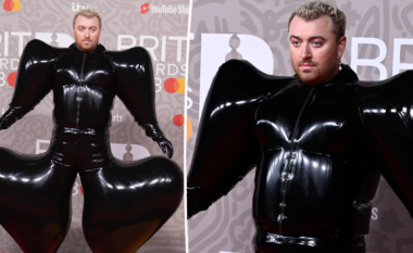 Sam Smith tërheq vëmendjen në ‘Brit Awards’, shfaqet me veshje të çuditshme lëkure dhe taka me platformë