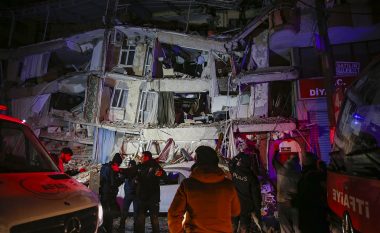 Qeveria shprehet e gatshme për mbështetje të Turqisë pas tërmetit