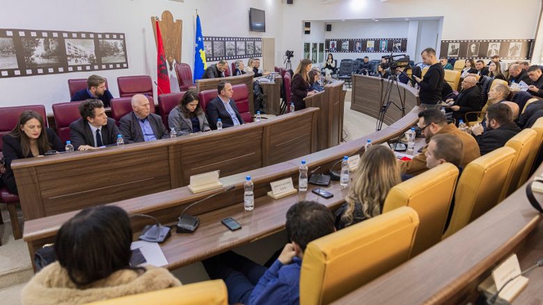 Komuna e Gjilanit miraton kërkesën për lirimin e qytetarëve nga tatimi në pronë deri në vlerën 100 euro
