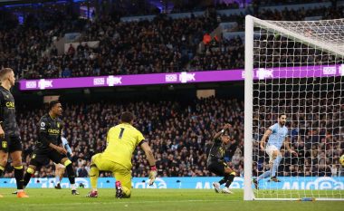 Manchester City fiton lehtë ndaj Aston Villas - xhiron e ardhshme përballje direkte me Arsenalin për kreun e tabelës