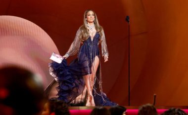 Ceremonia e Grammy Awards u shënua edhe me kombinime interesante të modës