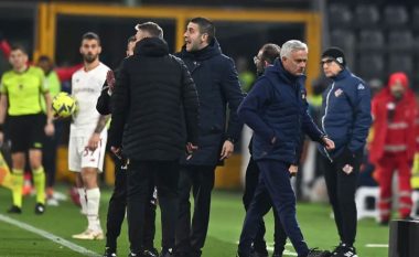 Mourinho e akuzon gjyqtarin e katërt për anshmëri pro-Juventusit, pas humbjes ndaj ekipit që nuk kishte fituar në 23 ndeshjet e mëparshme