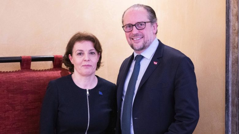 Ministri i jashtëm austriak: Po sigurohem të dëgjoj lëvizje pozitive në dialogun Kosovë-Serbi