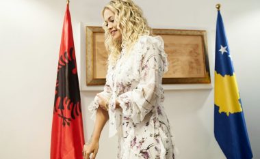 Rita Ora flet për ditën kur u shpall Pavarësia e Kosovës: Para 15 viteve jeta ime ndryshoi përgjithmonë