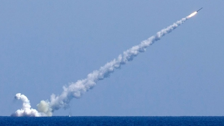 Dy raketa ruse kaluan mbi hapësirën ajrore të një vendi në Ballkan, përpara se të hynin në Ukrainë
