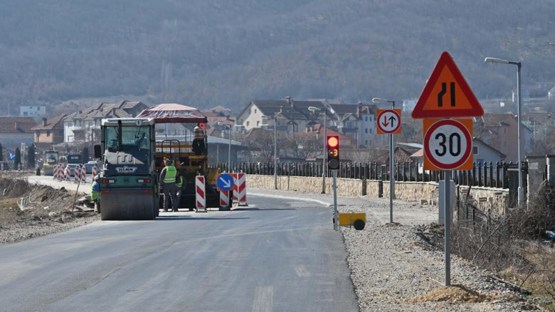 Rrustemi dhe Boçvarski: Deri në vjeshtë pritet përfundimi i rikonstruimit të rrugës Strugë – Qaf Thanë
