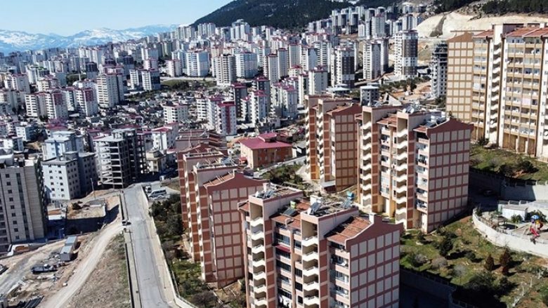 Mediat turke: Më shumë se 133 mijë apartamente të ndërtuara nga “TOKI” i mbijetuan tërmetit shkatërrues pa u dëmtuar