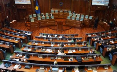 Kuvendi s’ka kuorum, nuk hidhet në votim rezoluta për adresimin e rritjes së tatimit në pronë