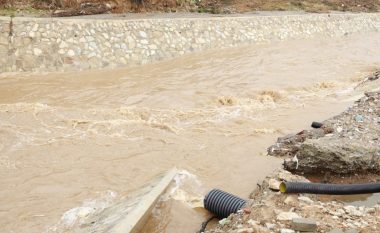 Instituti Hidrometeorologjik paralajmëron vërshime në disa zona të Kosovës gjatë së hënës