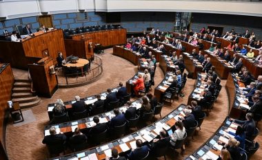 Parlamenti finlandez voton për anëtarësim në NATO